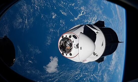 خطرات مرگباری که فضانوردان «پولاریس داون» را تهدید میکنند