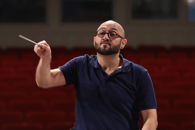 نوازندگان ارکستر در ایران کمترین درآمد را دارند! نوازندگان ارکستر در ایران کمترین درآمد را دارند!