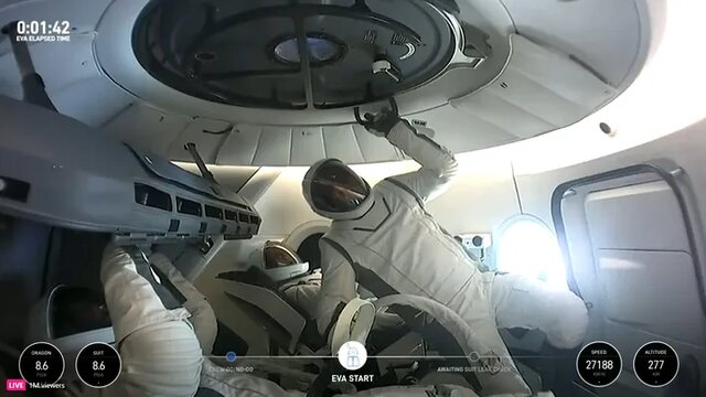 اولین پیادهروی فضایی خصوصی انجام شد