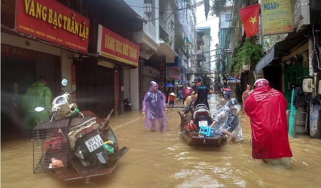 عکس: رویترز تلفات طوفان در ویتنام به ۲۲۶ نفر افزایش یافت