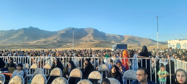 پنجمین جشنواره ملی آلبالو در شهر زنگنه برگزار شد