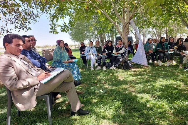 شرکت ۱۰۰ دانشآموز مستعد برتر عشایر فارس در اردوی علمی  شرکت ۱۰۰ دانشآموز مستعد برتر عشایر فارس در اردوی علمی