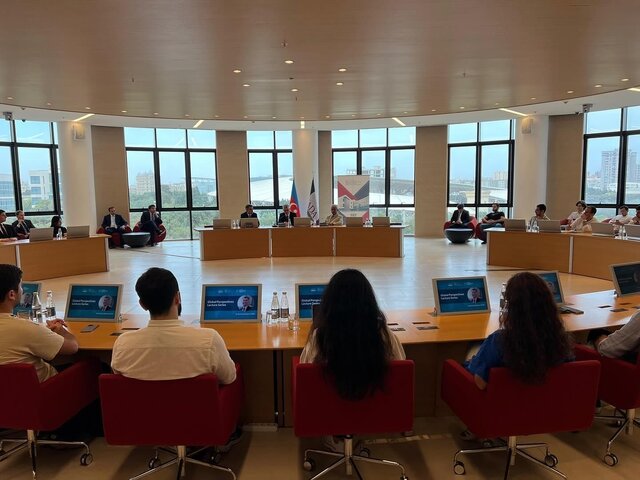 رئیس امآی۶ به آذربایجان سفر کرد