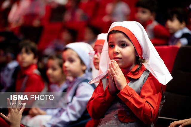 انبوه مصوبات و ابهام درباره «سن تعلیم و تربیت رسمی» در کشور