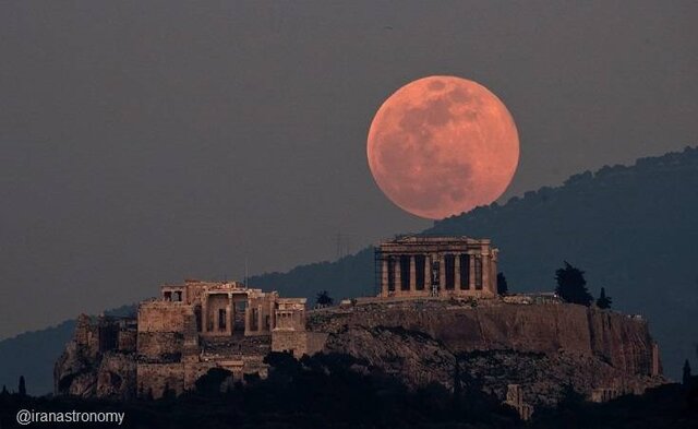سلطه سایه زمین بر روی ماه در بامداد چهارشنبه/شامگاه فردا آسمان میزبان اَبَرماه میشود