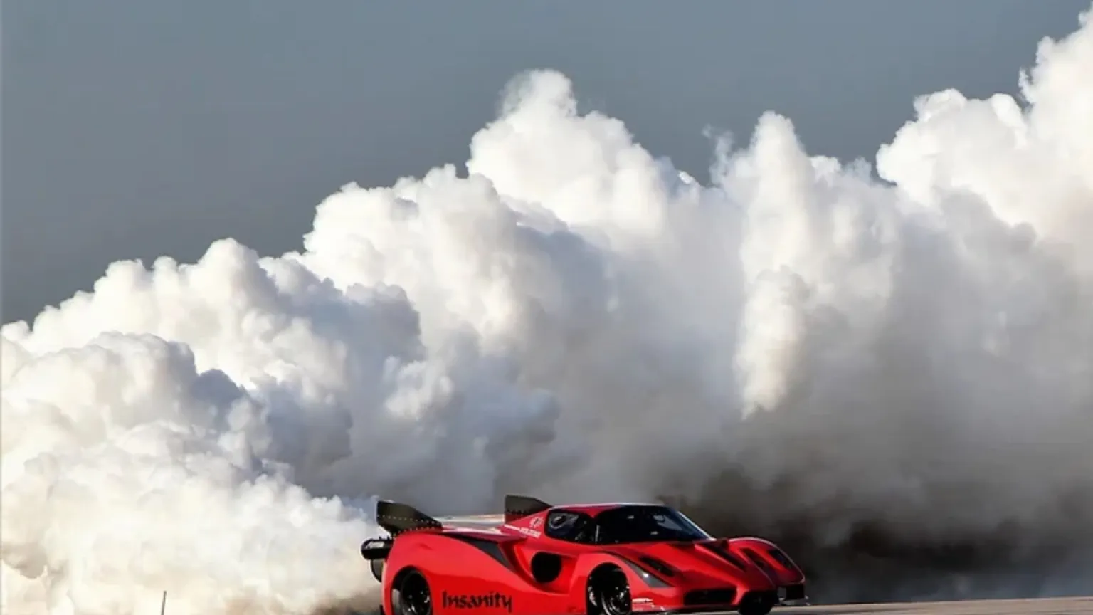 اولین خودروی ۱۸ هزار اسببخاری جهان با ۲ موتور جت رولزرویس! 7 اولین خودروی 18 هزار اسب بخاری جهان با ۲ موتور جت رولزرویس!