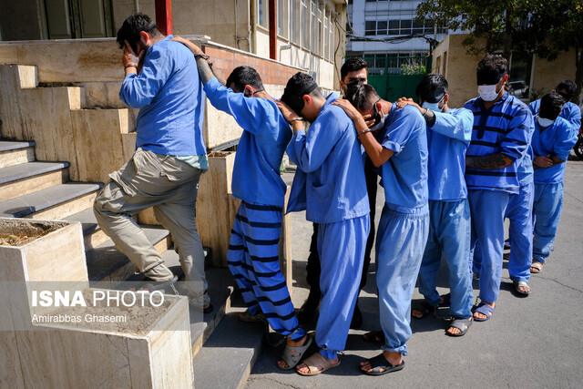 عکس تزیینی است دستگیری ۸ سرشاخه اصلی یک شرکت هرمی با ۱۷ هزار عضو