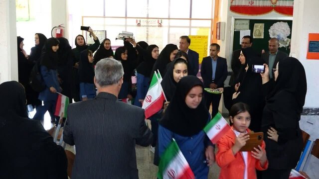 زنگ جوانهها در مدارس کهگیلویه و بویراحمد نواخته شد