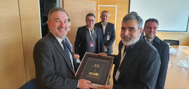 دیدار بهروز کمالوندی با مدیرکل وزارت خارجه ایتالیا طرفین مقابل در برجام در اجرای تعهدات کوتاهی میکنند