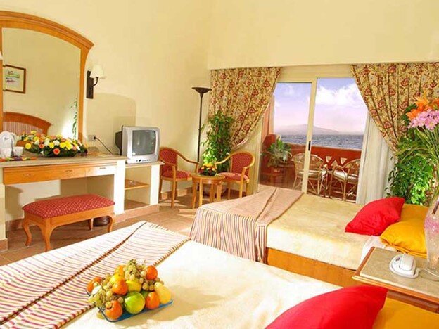 معرفی هتل یوآل، تفاوت و شباهت یوآل و آل