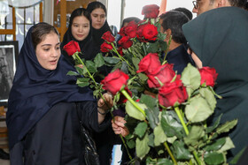 در حاشیه آغاز سال تحصیلی با حضور فاطمه مهاجرانی سخنگوی دولت در هنرستان دخترانه امام باقر (ع)