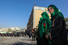 در حاشیه آغاز سال تحصیلی با حضور فاطمه مهاجرانی سخنگوی دولت در هنرستان دخترانه امام باقر (ع)