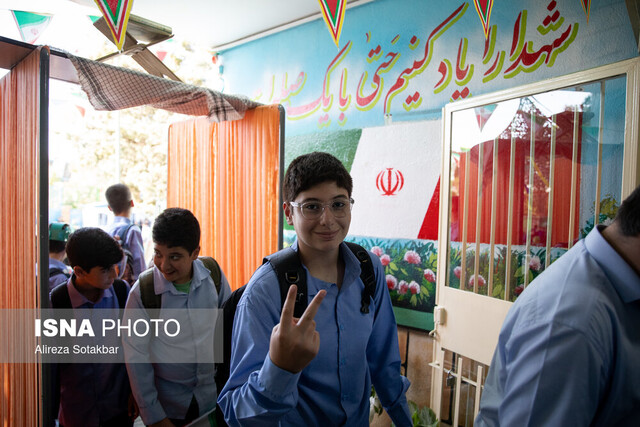 عکس آرشیوی است. جزییات آزمونهای غربالگری روانشناختی برای دانشآموزان ۴ مقطع تحصیلی