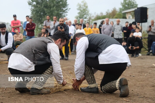 برگزاری جشنواره ورزش های شالیزاری در آستانه اشرفیه