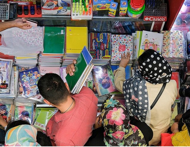 عکس تزئینی است واحدهای صنفی نوشت افزار زیر ذره بین بازرسان اداره صمت پاکدشت