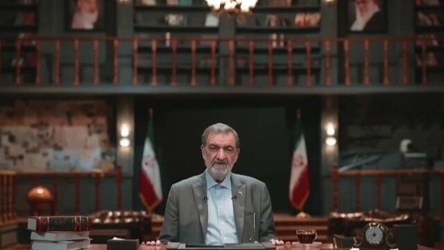 محسن رضایی: از اقدام شتابزده در پاسخ به صهیونیستها پرهیز میکنیم/ به نتانیاهو سیلی محکمی میزنیم