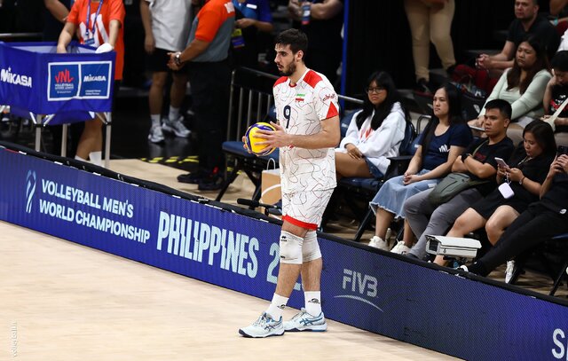 عکس آرشیوی است پوریای ایران؛ متخصص سرویس!