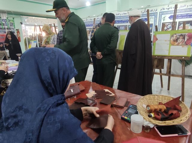 نمایشگاه «اسوه» در ملایر افتتاح شد