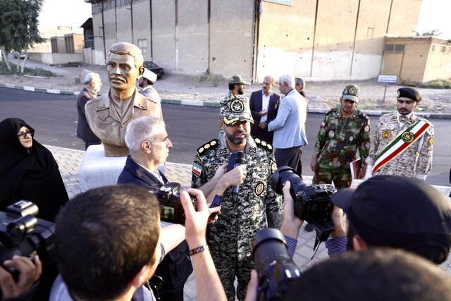 سردیس شهید سرلشکر طرق رونمایی شد