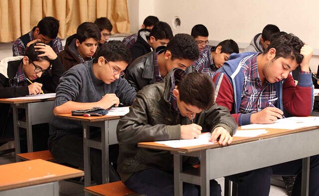 آغاز فرآیند هدایت تحصیلی نهمیها/ ارزیابی ویژگیهای روانشناختی دانشآموزان و ارائه کارنامه آغاز فرآیند هدایت تحصیلی نهمیها/ ارزیابی ویژگیهای روانشناختی دانشآموزان و ارائه کارنامه