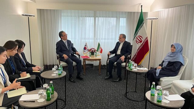 گفتوگوی وزیران خارجه ایران و کره جنوبی