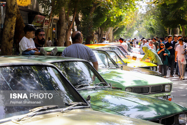 ازدحام در جنوب، شمال و جادههای ایران در نوروز ازدحام در جنوب، شمال و جادههای ایران در نوروز