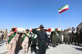 پیکر ۹۸ شهید دفاع مقدس از مرز شلمچه وارد کشور شد