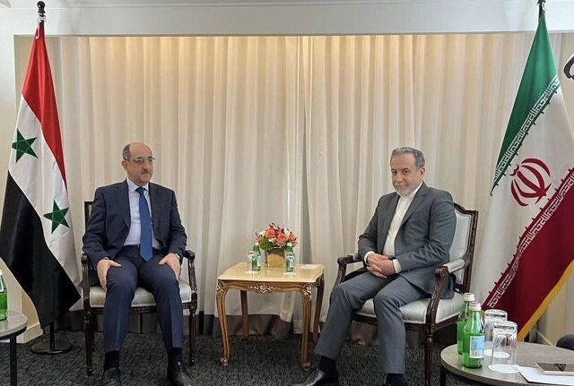 رایزنی وزیران خارجه ایران و سوریه درباره حملات اسرائیل به غزه و لبنان رایزنی وزیران خارجه ایران و سوریه درباره حملات اسرائیل به غزه و لبنان