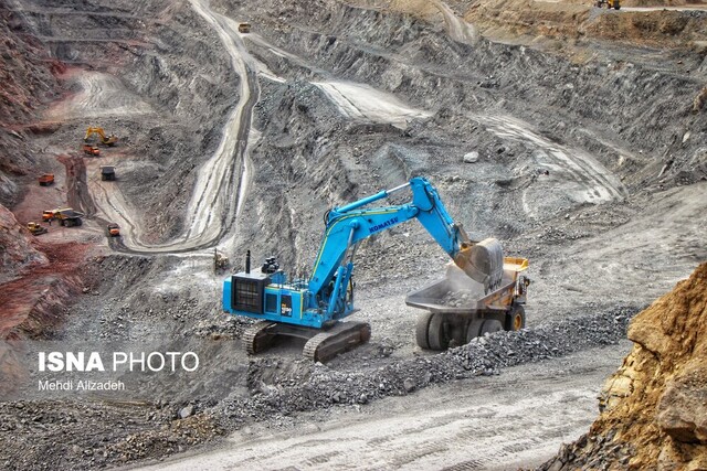 عکس تزیینی مهلت ۱۰ روزه دادستان نور برای بررسی وضعیت معادن بخش بلده