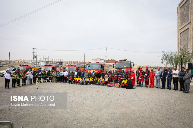 عکس تزئینی است. آمادهباش ۴۰۰ آتشنشان در تهران برای روز طبیعت