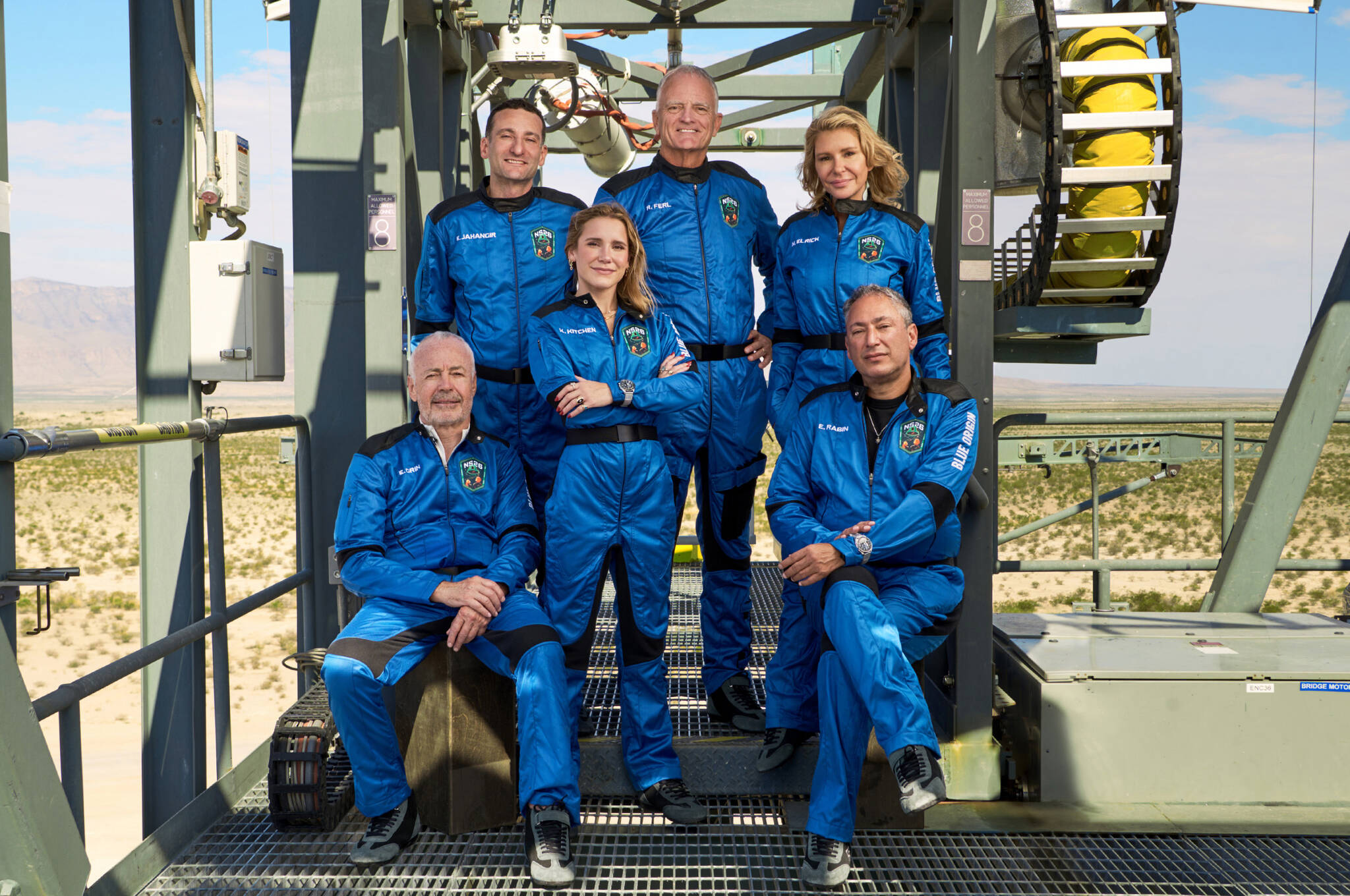 چگونه یک ایرانی متخصص قلب بدون داشتن ثروت زیاد به فضا سفر کرد؟ 11 چگونه یک متخصص قلب ایرانی بدون داشتن ثروت زیاد به فضا سفر کرد؟