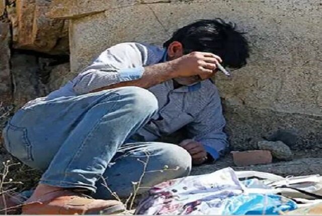 اعتیاد به موادمخدر ریشه بسیاری از آسیبهای اجتماعی و جرائم است اعتیاد به موادمخدر ریشه بسیاری از آسیبهای اجتماعی و جرائم است
