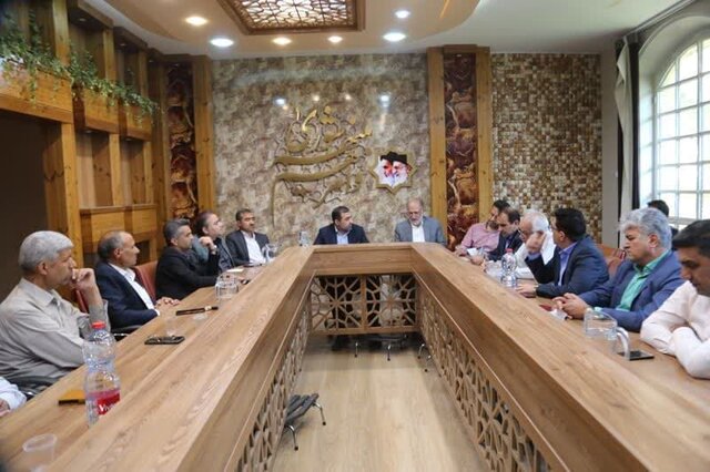 ضرورت ورود دستگاههای مسئول برای کاهش آلایندگیهای زیست محیطی زرقان ضرورت ورود دستگاههای مسئول برای کاهش آلایندگیهای زیست محیطی زرقان