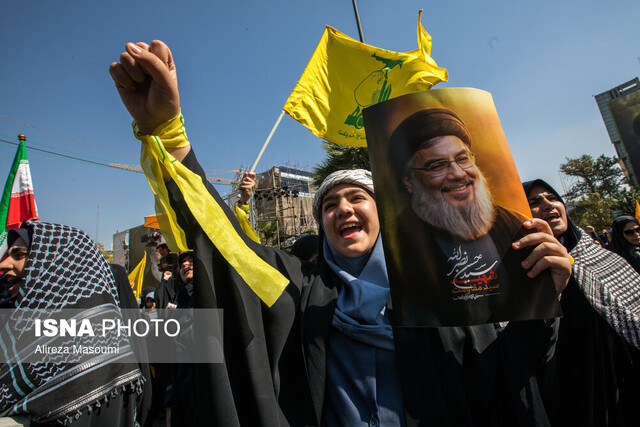 اجتماع بزرگ بانوان «لبیک یا خامنه‌ای» در قم برگزار می‌شود