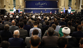 دیدار جمعی از نخبگان، استعدادهای برتر علمی و رتبههای برتر کنکور با رهبر انقلاب