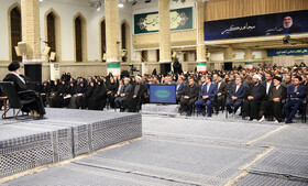 دیدار جمعی از نخبگان، استعدادهای برتر علمی و رتبههای برتر کنکور با رهبر انقلاب