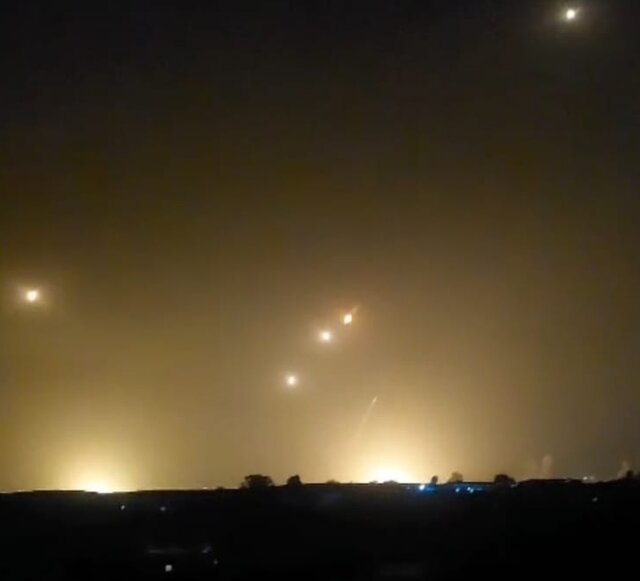 بازو به بازو در برابر دشمن؛ ایران را هنوز نشناخته اند