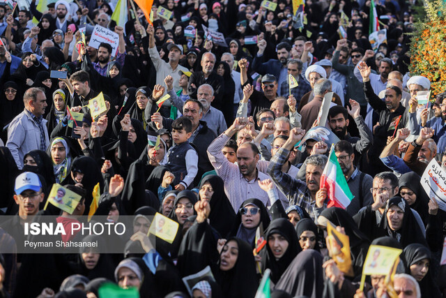 دانشگاه باید محور شبکه‌سازی برای حل مسائل کشور باشد/«بعثت مردم» موازنه قدرت را تغییر داد