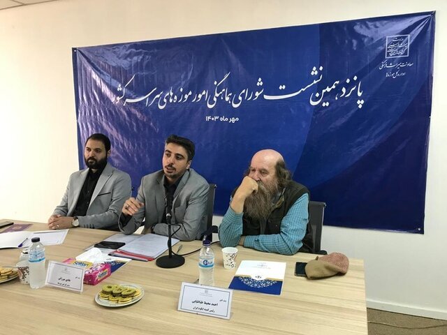 ممانعت از تحقق اهداف پلید، تداوم بحث فرشهای سعدآباد و افشاگریهای جدید در فوتبال ایران