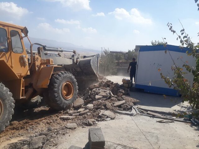 عکس تزئینی ست کشف زمینخواری ۸۰۰ میلیارد ریالی در شاهرود