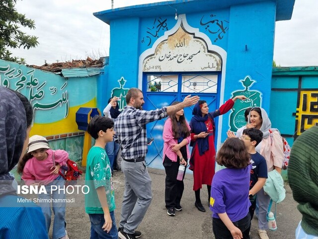 رشت گردی مادران و کودکان در «محله باقرآباد» رشت