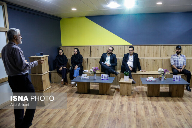 دانشگاهها نمیتوانند خود را با محصولات فناورانه تطبیق دهند