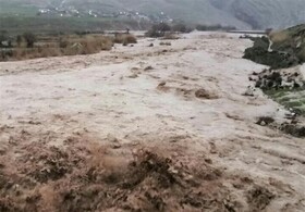 سیل شدید در روستای چتان سنندج خسارات به بار آورد+ فیلم