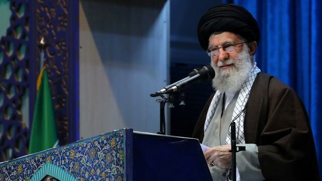 در انجام وظیفه نه تعلل می کنیم و نه شتاب زده می شویم در انجام وظیفه نه تعلل می کنیم و نه شتاب زده می شویم