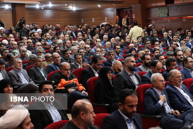 هادی حق شناس به عنوان استاندار گیلان معارفه شد