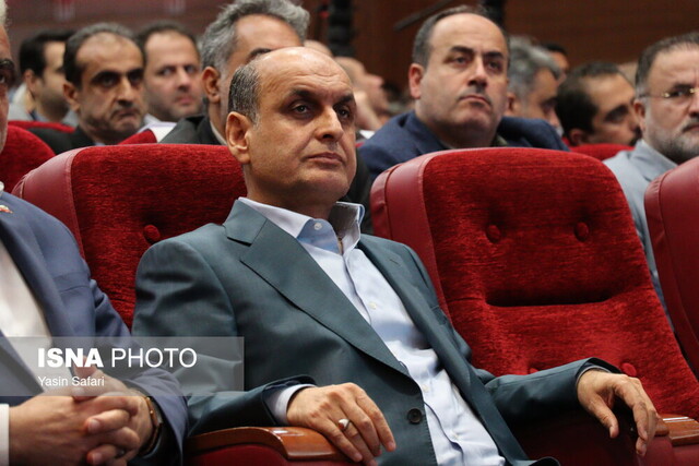 هادی حق شناس به عنوان استاندار گیلان معارفه شد