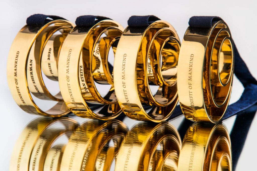 جاماندگان از جایزه «نوبل» چه جوایزی میتوانند دریافت کنند؟