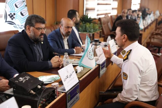 برگزاری میزخدمت حقوقی برای پرسنل پلیس راهور کل کشور  برگزاری میزخدمت حقوقی برای پرسنل پلیس راهور کل کشور