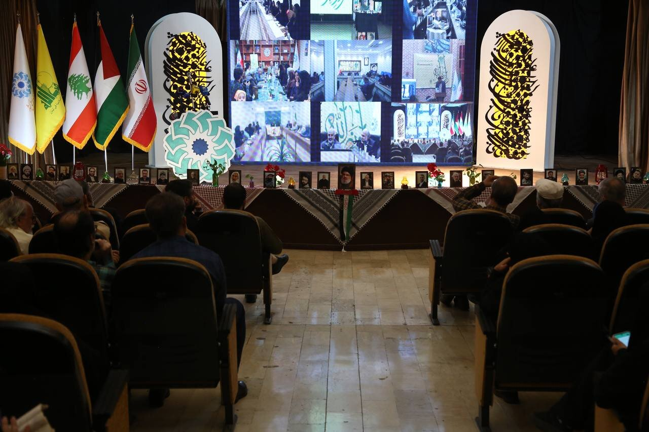 ایران مأمن هر کسی است که به حریّت فکر میکند