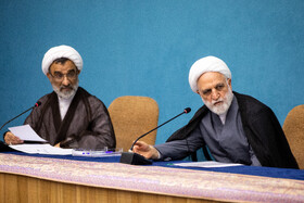 غلامحسین محسنی اژهای، رئیس قوه قضائیه و عبدالحسین خسروپناه، دبیر شورای عالی انقلاب فرهنگی در جلسه شورای عالی انقلاب فرهنگی
